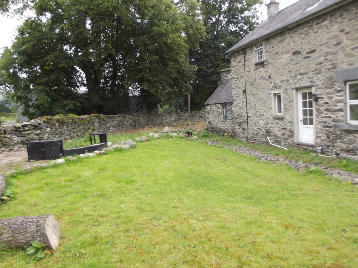 Bryn Cottage Llandderfel Екстериор снимка